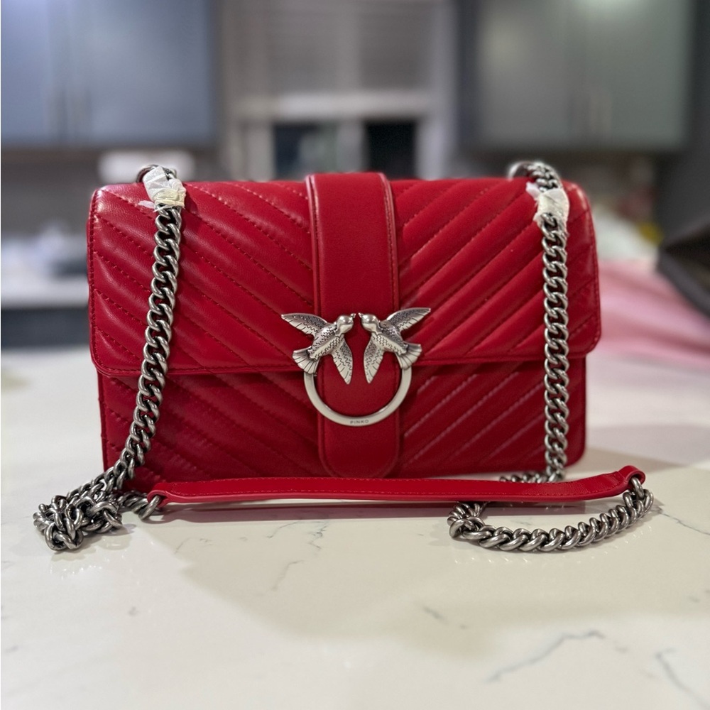 Pinko brand new
Love Bag leather crossbody bag